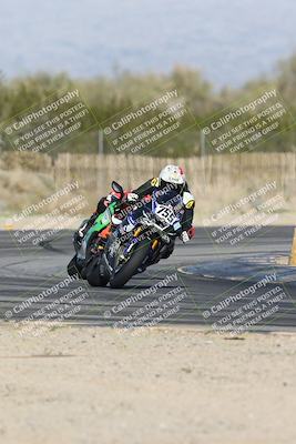 media/Jan-15-2026-Racers Edge (Thu) [[dfebeb70ab]]/2-A Group/Session 5 Turn 2/